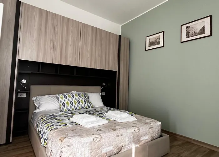 Central Lepetit Apartment De Luxe